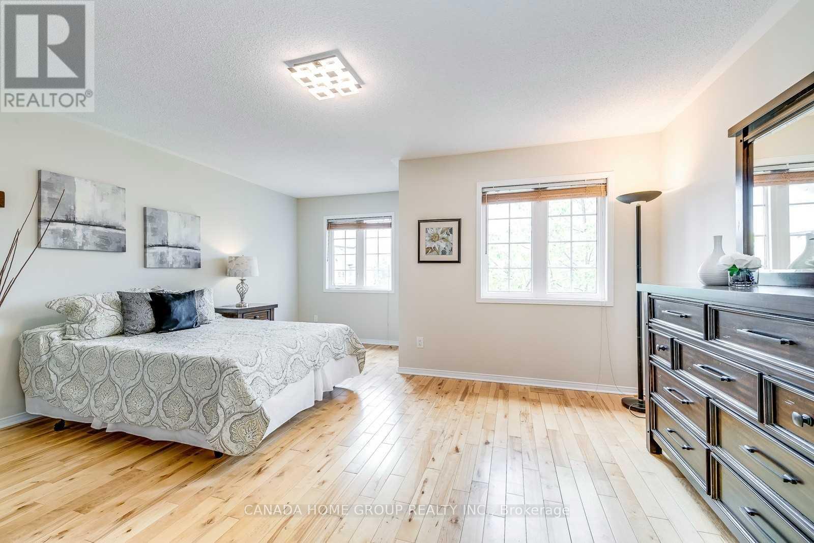 5189 Angel Stone Drive, Mississauga, Ontario  L5M 0L5 - Photo 12 - W12837196