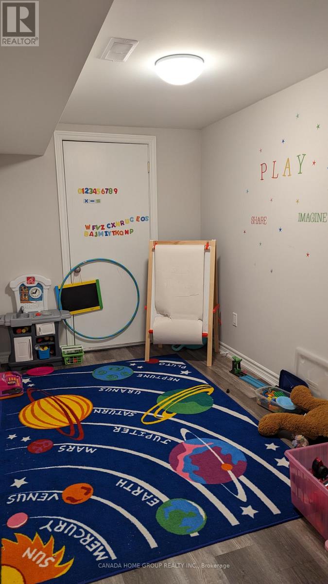 5189 Angel Stone Drive, Mississauga, Ontario  L5M 0L5 - Photo 22 - W12837196