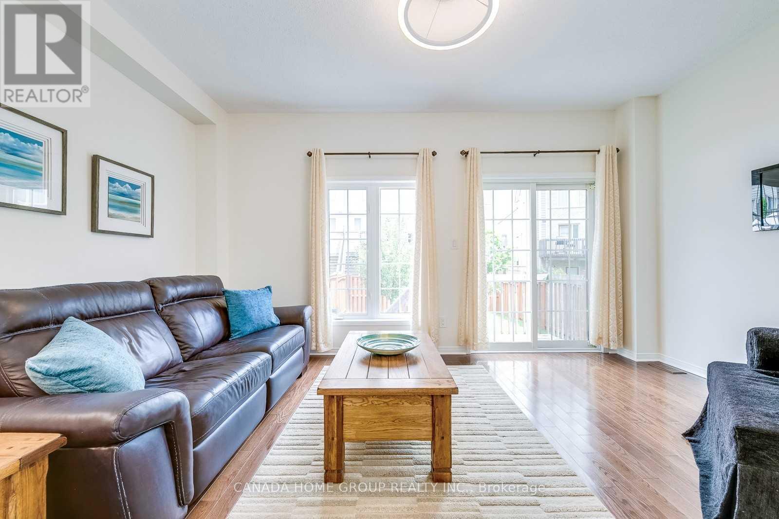 5189 Angel Stone Drive, Mississauga, Ontario  L5M 0L5 - Photo 6 - W12837196