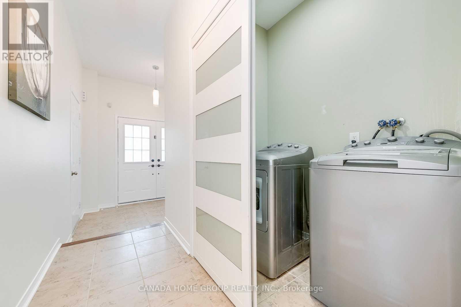 5189 Angel Stone Drive, Mississauga, Ontario  L5M 0L5 - Photo 9 - W12837196