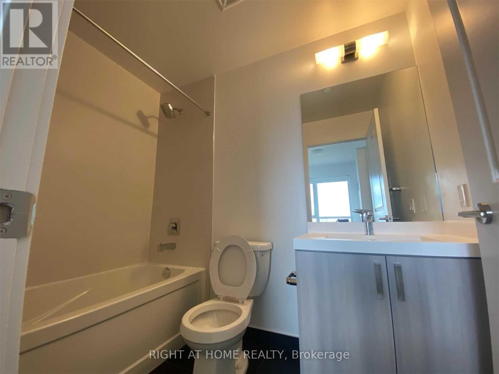 719 - 8 Nahani Way, Mississauga, Ontario  L4Z 4J8 - Photo 6 - W12837220