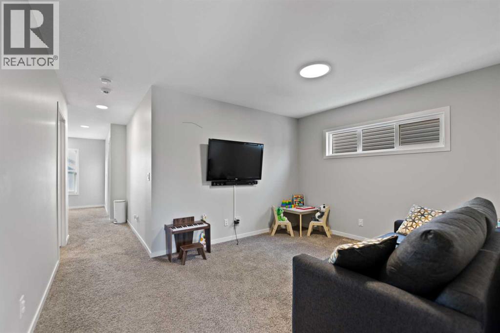 149 Dawson Circle, Chestermere, Alberta  T1X 2R4 - Photo 23 - A2279352