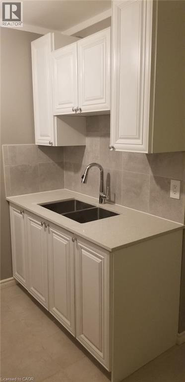 815 Barbara Court, Cambridge, Ontario  N3H 2N3 - Photo 5 - 40808821