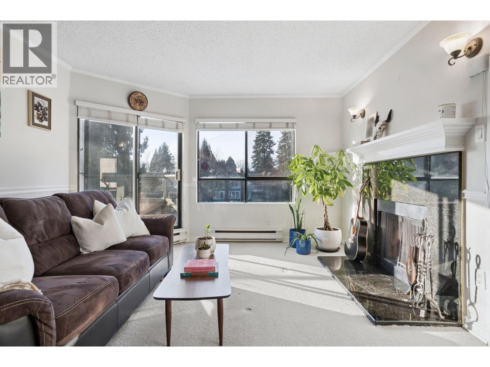 302 1750 Augusta Avenue, Burnaby, British Columbia  V5A 2V6 - Photo 5 - R3095201