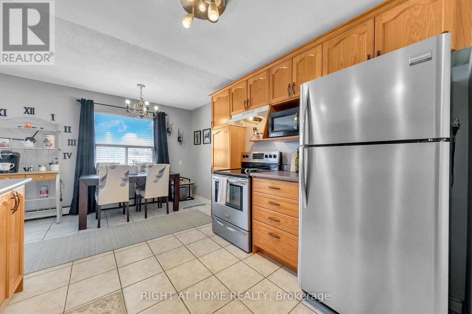 6 - 616 Grey Street, Brantford, Ontario N3S 4Y1 - Photo 6 - X12837208