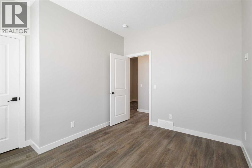 14926 24 Street Nw, Calgary, Alberta  T3P 2J9 - Photo 9 - A2288186