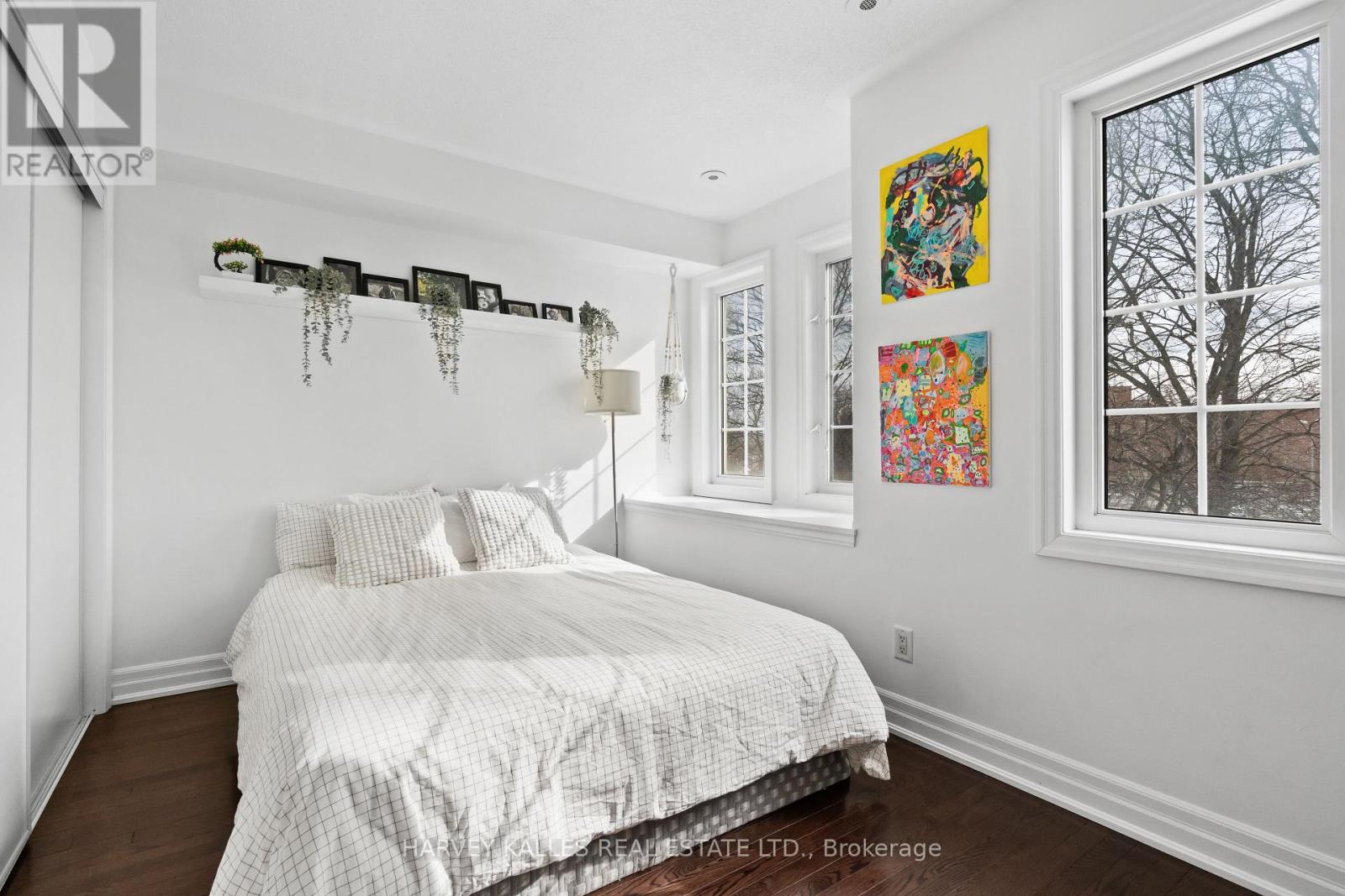 17 Peelar Mews, Toronto, Ontario  M8Y 0B1 - Photo 23 - W12822606