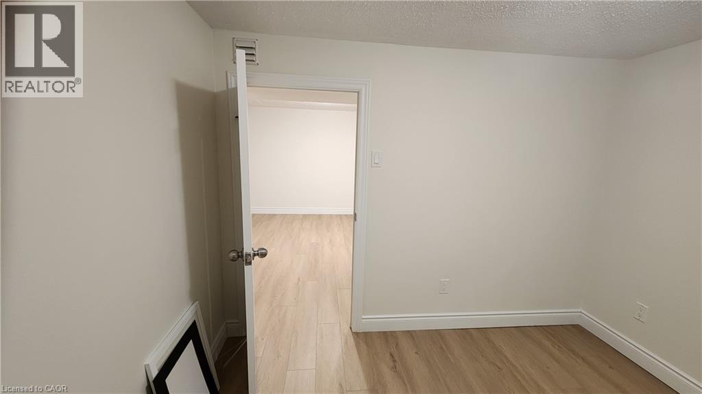 460 Midwood Crescent Unit# Basement, Waterloo, Ontario  N2L 5N5 - Photo 12 - 40808943