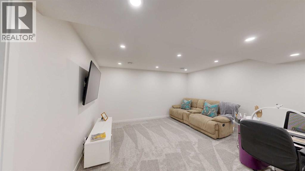 27 Mist Mountain Rise, Okotoks, Alberta  T1S 5P6 - Photo 40 - A2290063