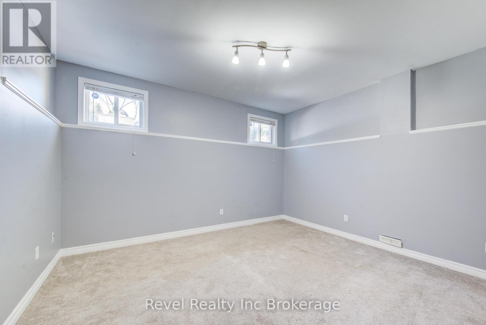 69 Neutral Avenue, Woodstock, Ontario  N4T 1S7 - Photo 37 - X12837252