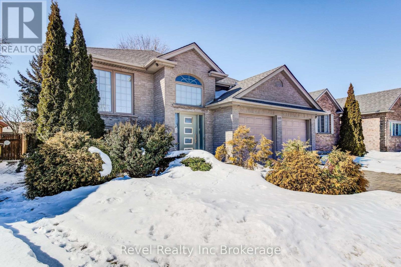 69 Neutral Avenue, Woodstock, Ontario  N4T 1S7 - Photo 4 - X12837252