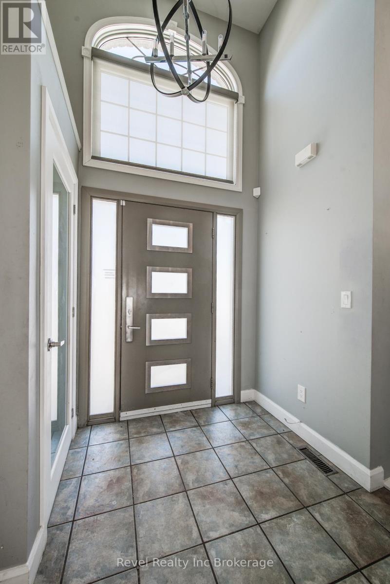 69 Neutral Avenue, Woodstock, Ontario  N4T 1S7 - Photo 8 - X12837252