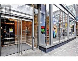 912 - 155 YORKVILLE AVENUE, Toronto, Ontario