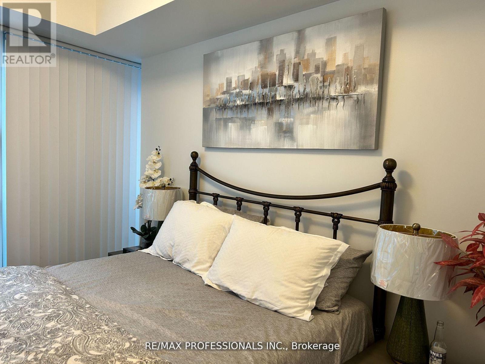 2503 - 12 York Street, Toronto, Ontario M5J 0A9 - Photo 9 - C12837266