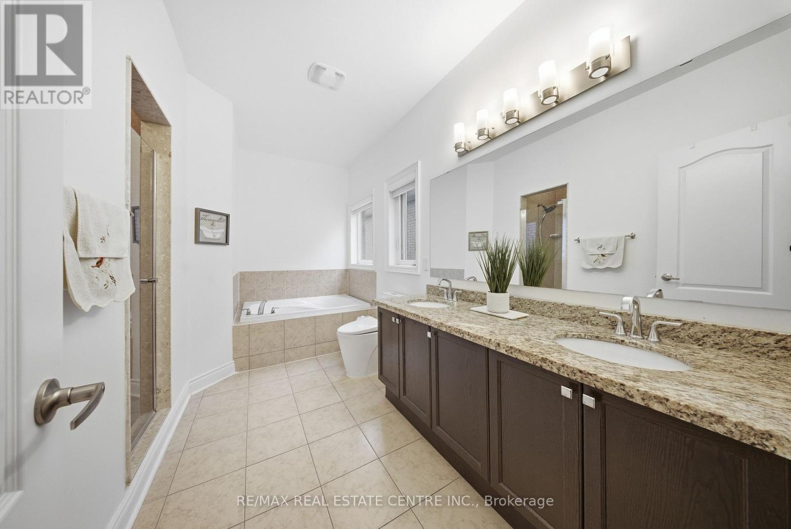 8 Bristlewood Crescent, Vaughan, Ontario  L4J 0H4 - Photo 35 - N12837246