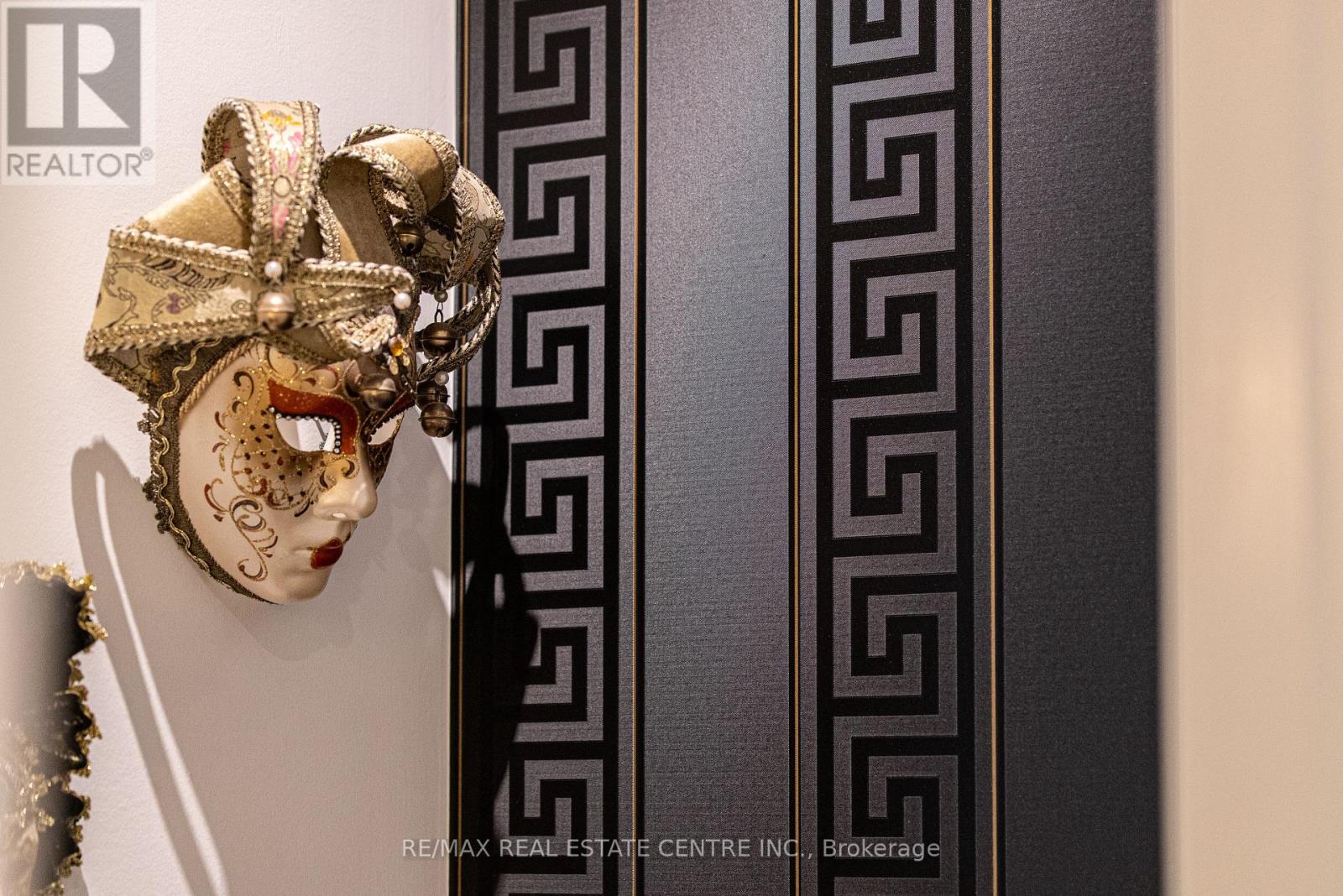 8 Bristlewood Crescent, Vaughan, Ontario  L4J 0H4 - Photo 9 - N12837246