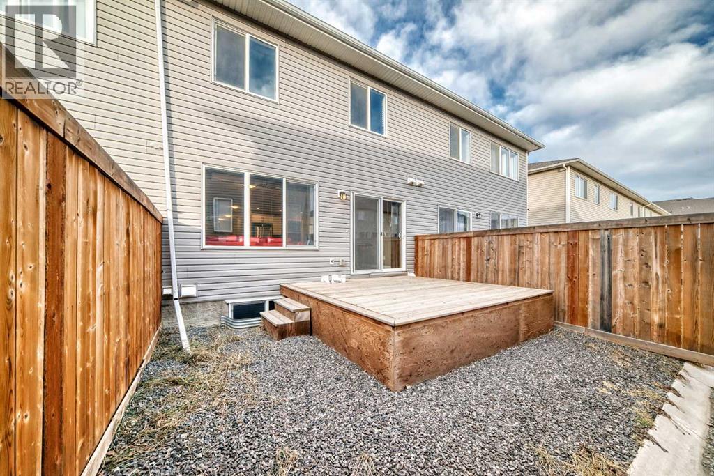 82 Hillcrest Square Sw, Airdrie, Alberta  T4B 4H9 - Photo 29 - A2285277