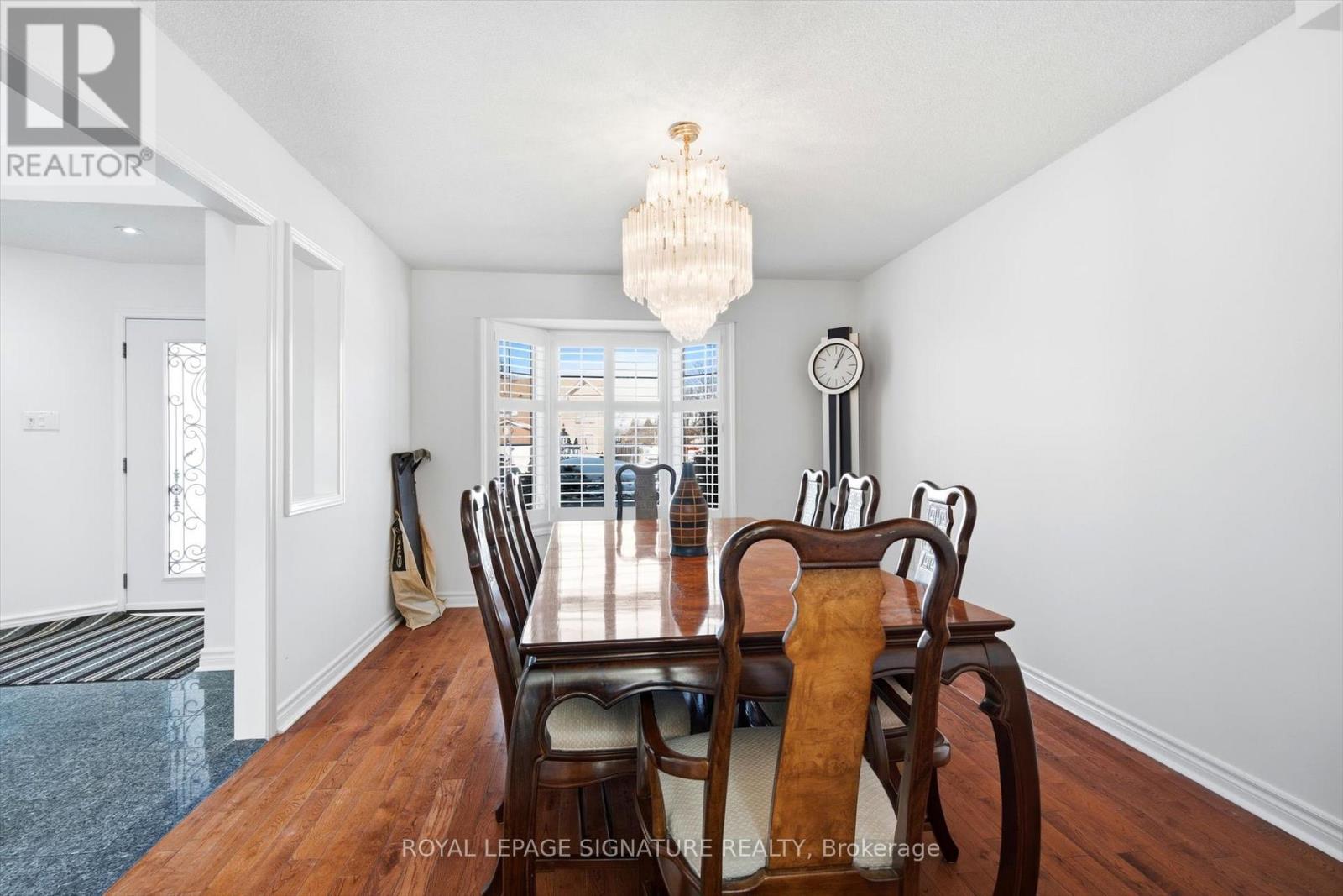 81 Parkside Drive, Brampton, Ontario  L6Y 3A2 - Photo 4 - W12837244