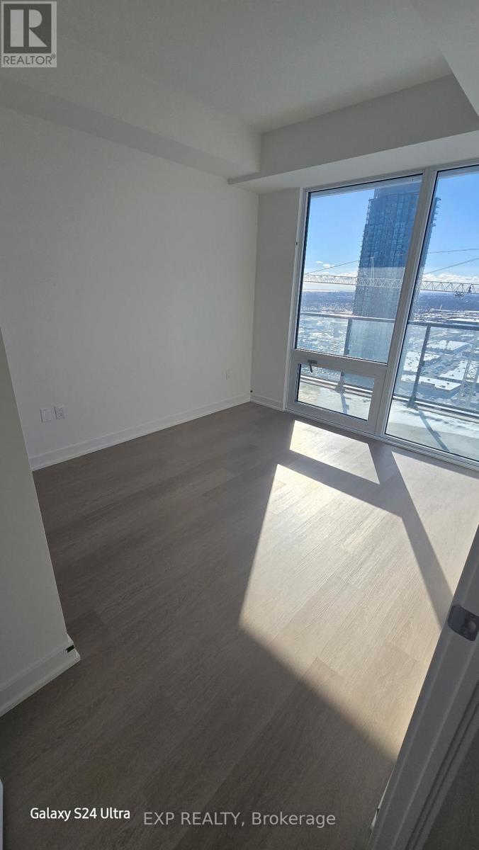 3112 - 448 Burnhamthorpe Road W Road, Mississauga, Ontario  L5B 0K7 - Photo 3 - W12837248