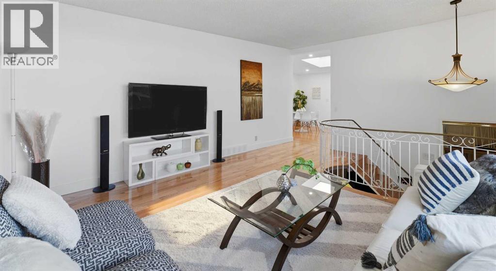 5212 33 Street Nw, Calgary, Alberta  T2L 1V4 - Photo 5 - A2289827