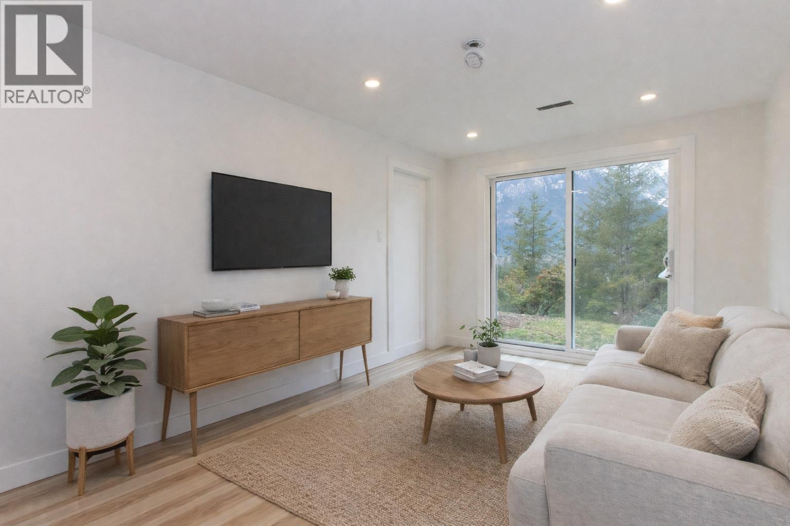 40181 Skyline Drive, Squamish, British Columbia  V0N 1T0 - Photo 16 - R3085358