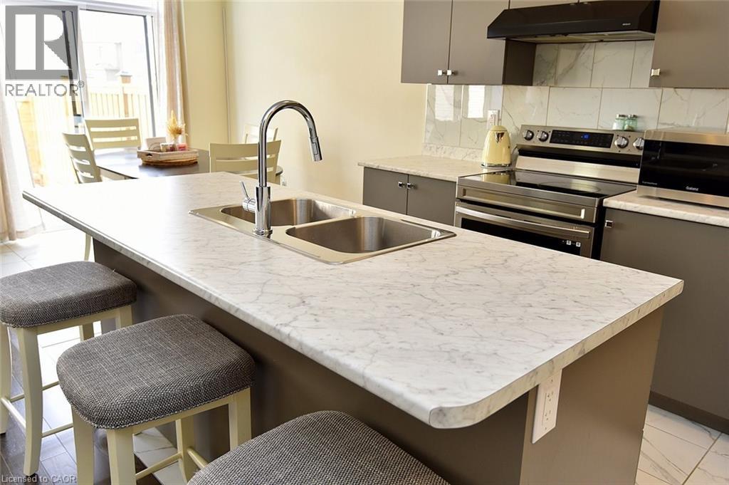 20 Owl Lane, Caledonia, Ontario N3W 0G4 - Photo 7 - 40808980