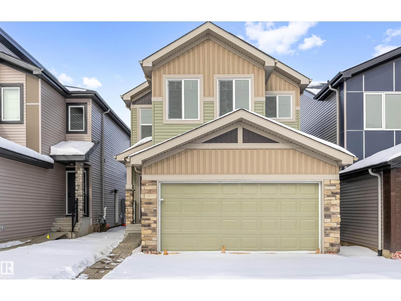 8720 183 AV NW, Edmonton, Alberta