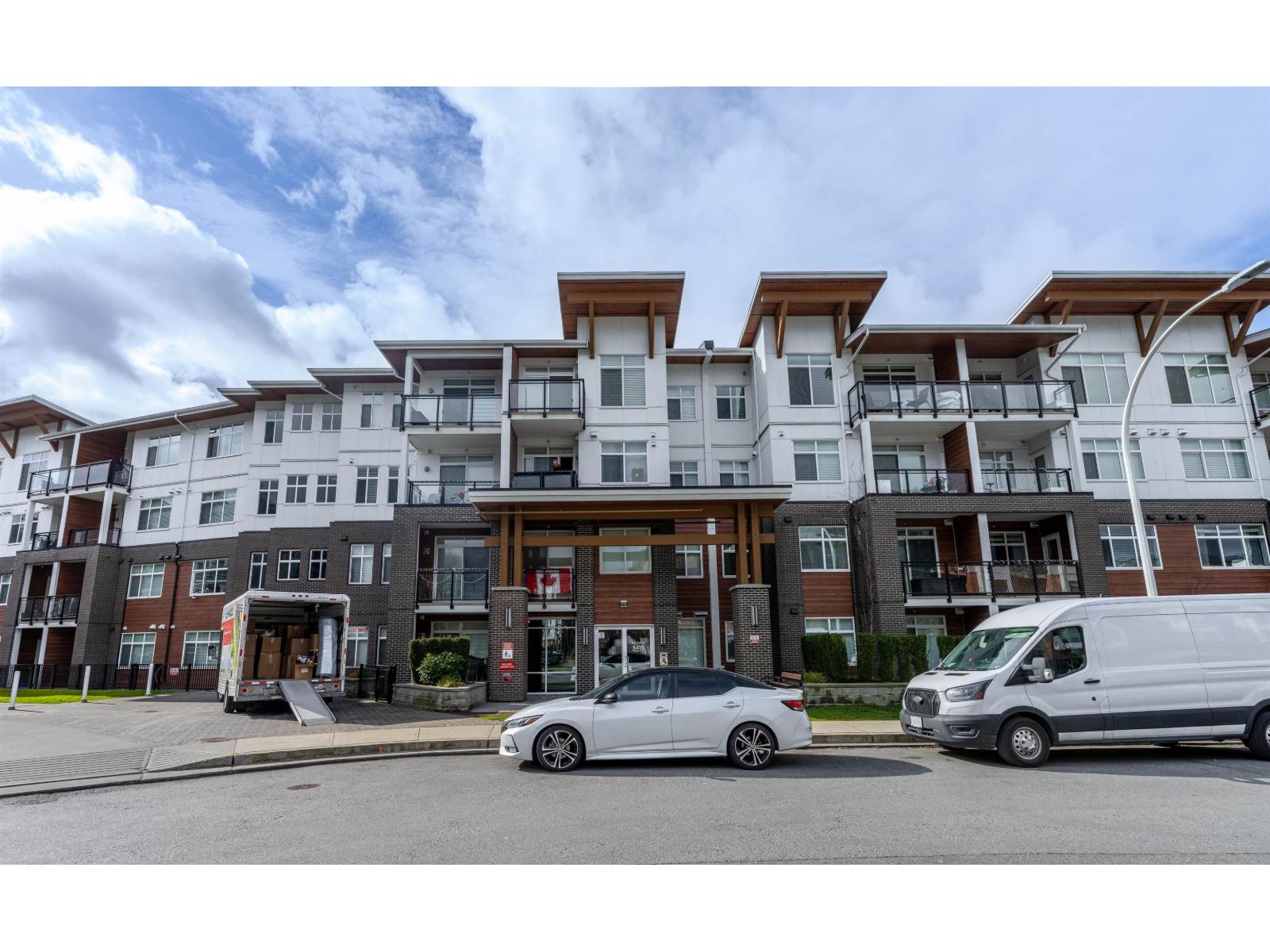 230 5415 Brydon Crescent, Langley, British Columbia  V3A 0N4 - Photo 2 - R3094565