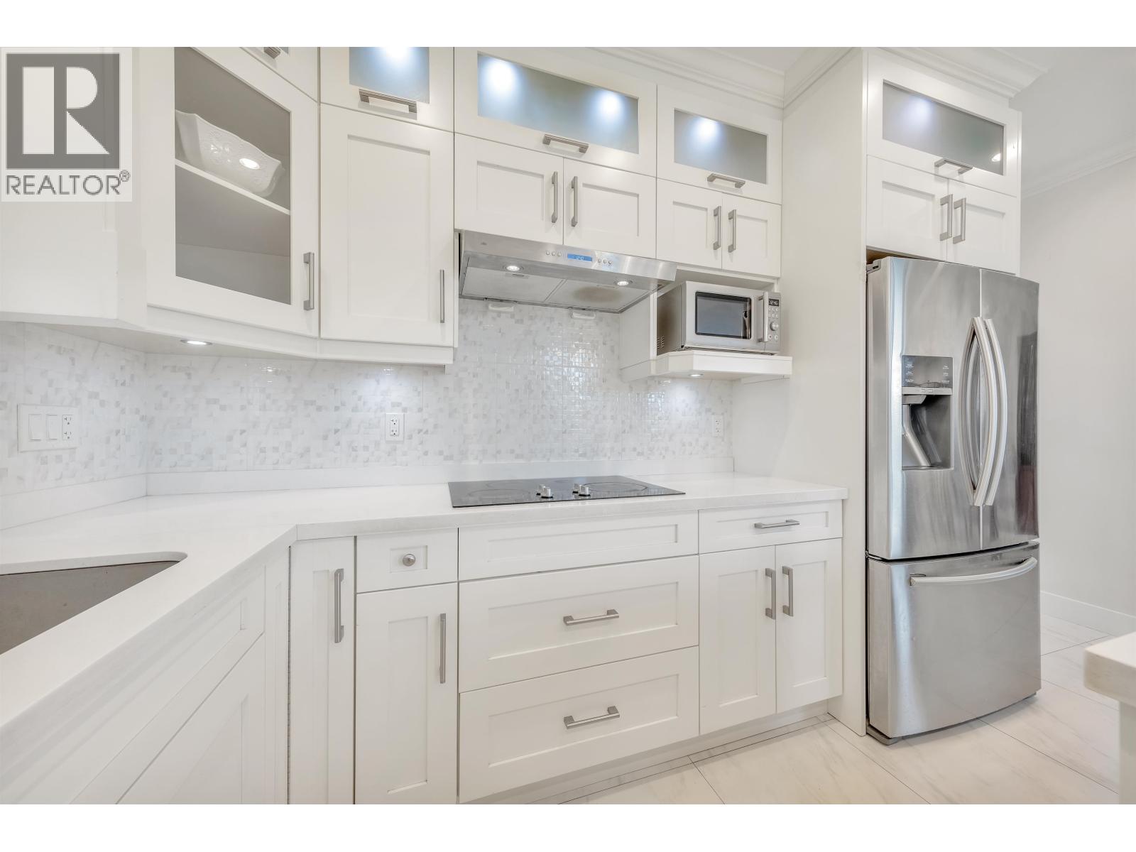 5887 Battison Street, Vancouver, British Columbia  V5R 4M7 - Photo 8 - R3095238