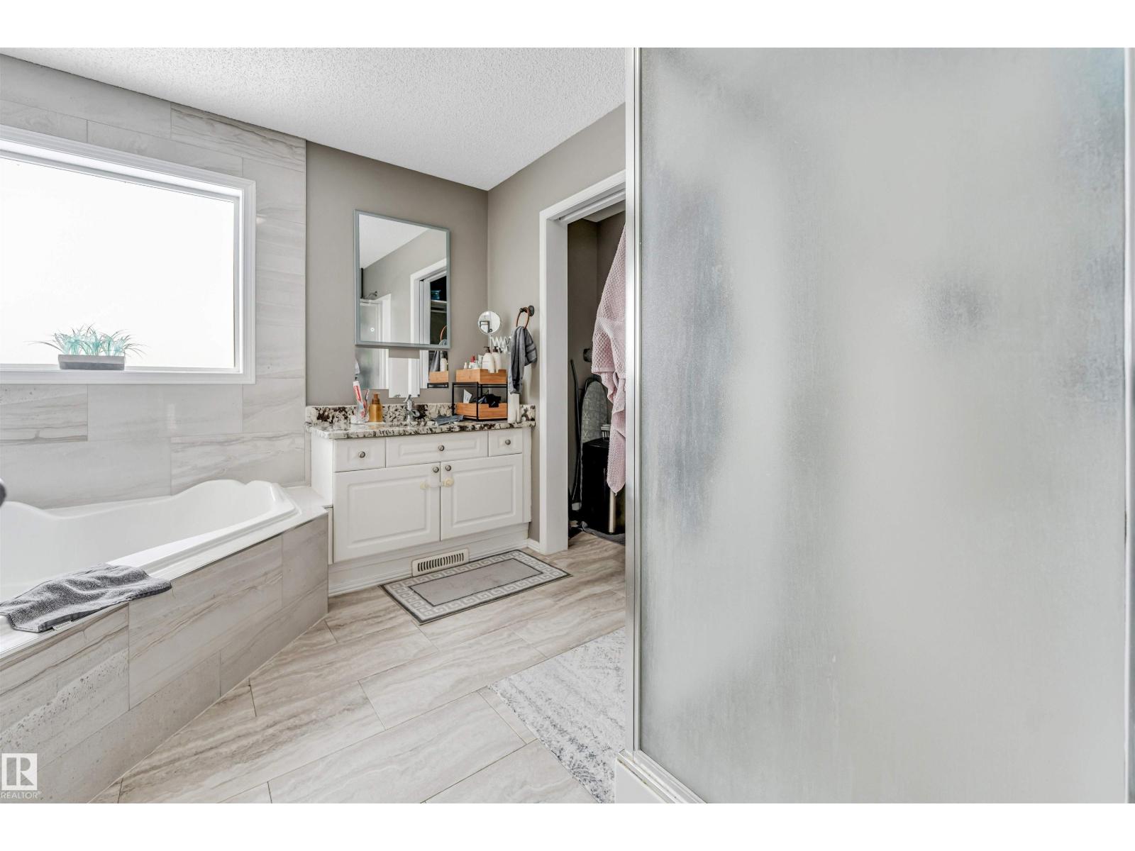 4404 150 Av Nw, Edmonton, Alberta  T5Y 2Z9 - Photo 19 - E4475573