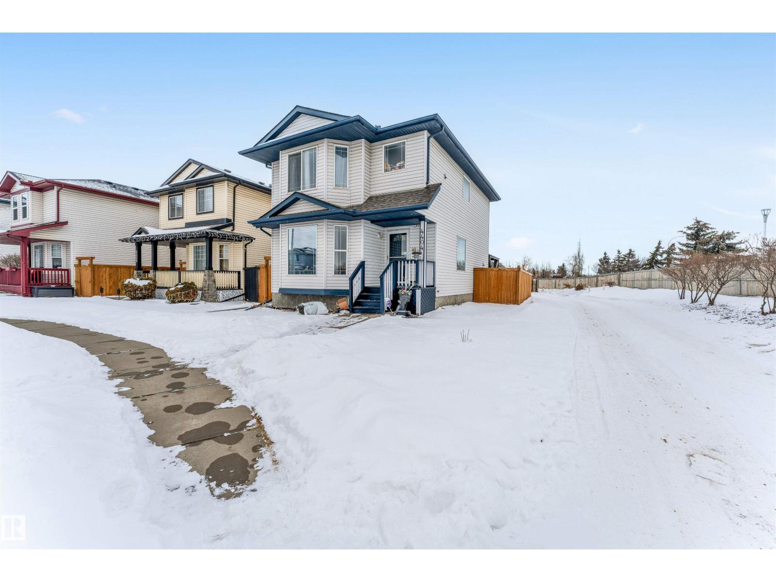 4404 150 Av Nw, Edmonton, Alberta  T5Y 2Z9 - Photo 3 - E4475573