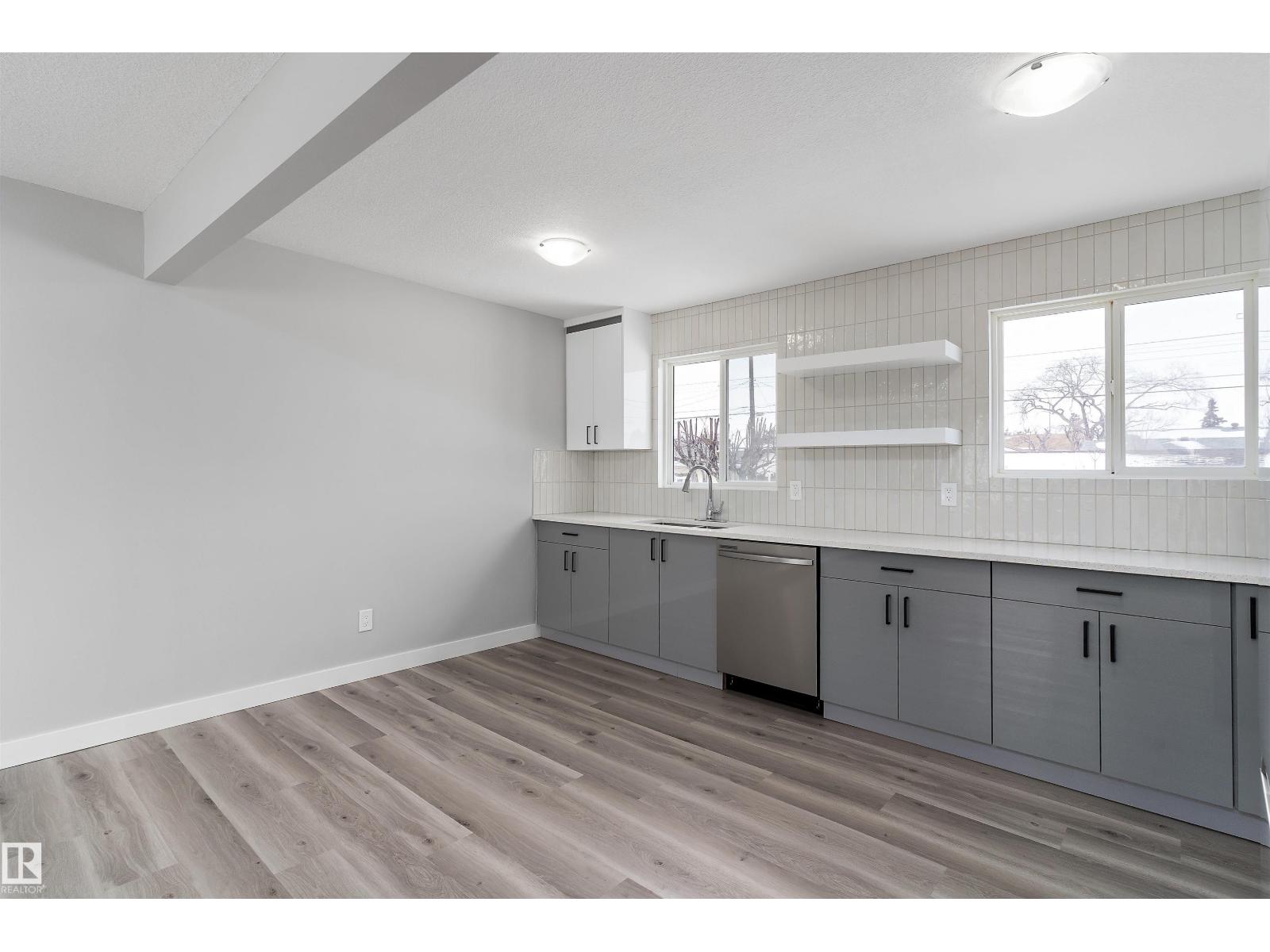 7212 136 Av Nw Nw, Edmonton, Alberta  T5C 2K2 - Photo 6 - E4475575