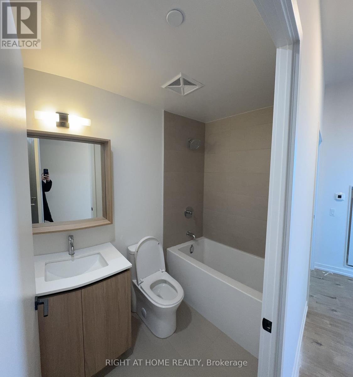 35 Parliament Street, Toronto, Ontario  M5A 2Y2 - Photo 13 - C12644044