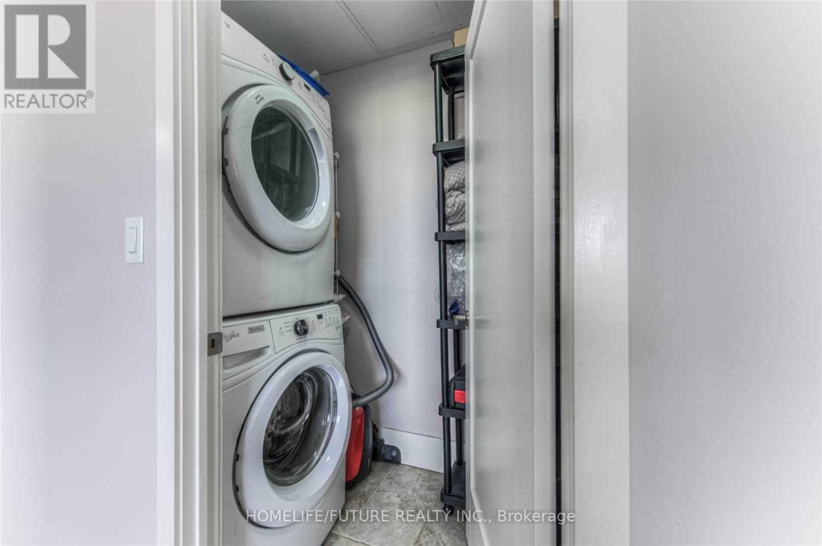 1712 - 1 Victoria Street S, Kitchener, Ontario  N2G 1E9 - Photo 11 - X12835532