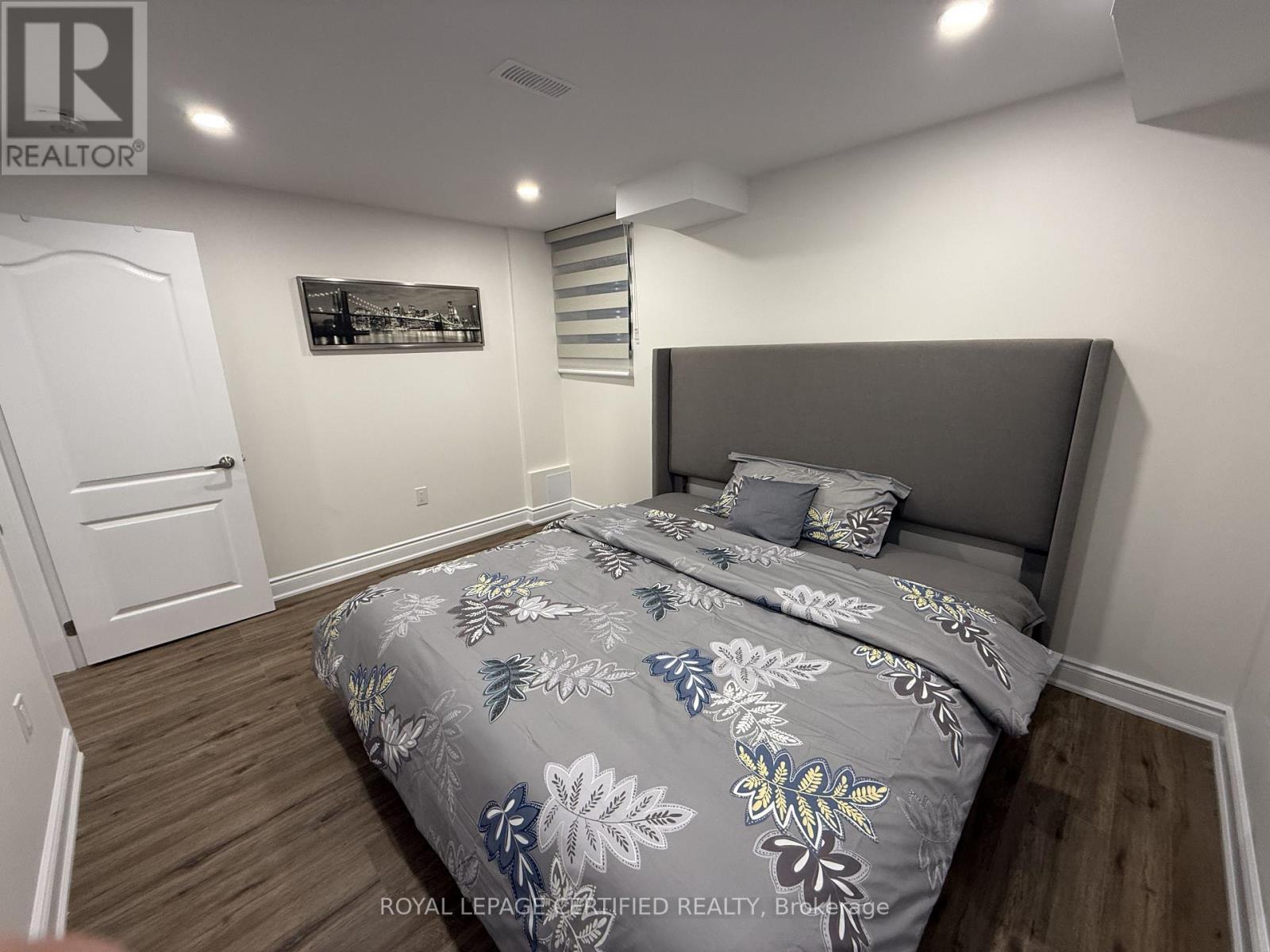 661 Symons Crossing Mill, Milton, Ontario  L9T 7S2 - Photo 9 - W12837298