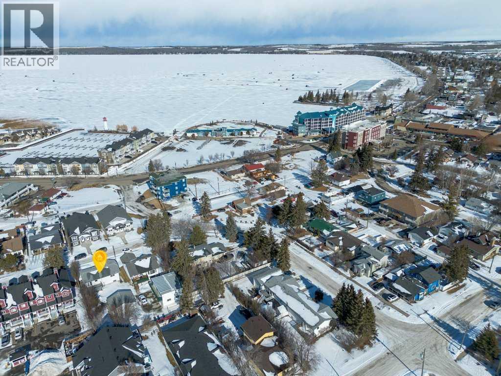 5215 50b Avenue, Sylvan Lake, Alberta  T4S 1E4 - Photo 4 - A2288725