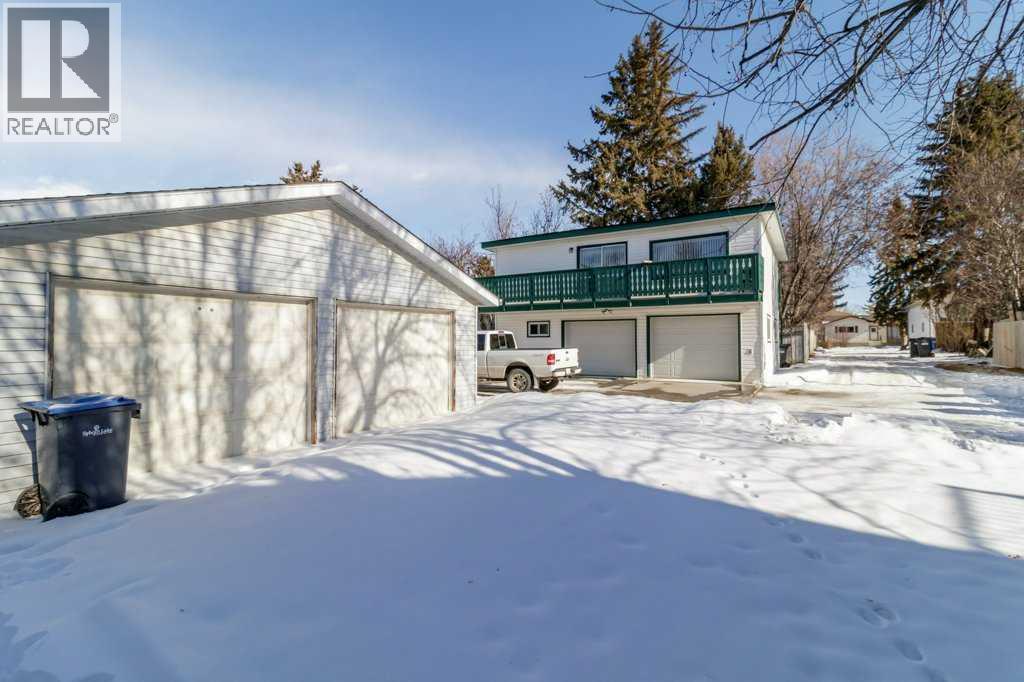 5215 50b Avenue, Sylvan Lake, Alberta  T4S 1E4 - Photo 29 - A2288725