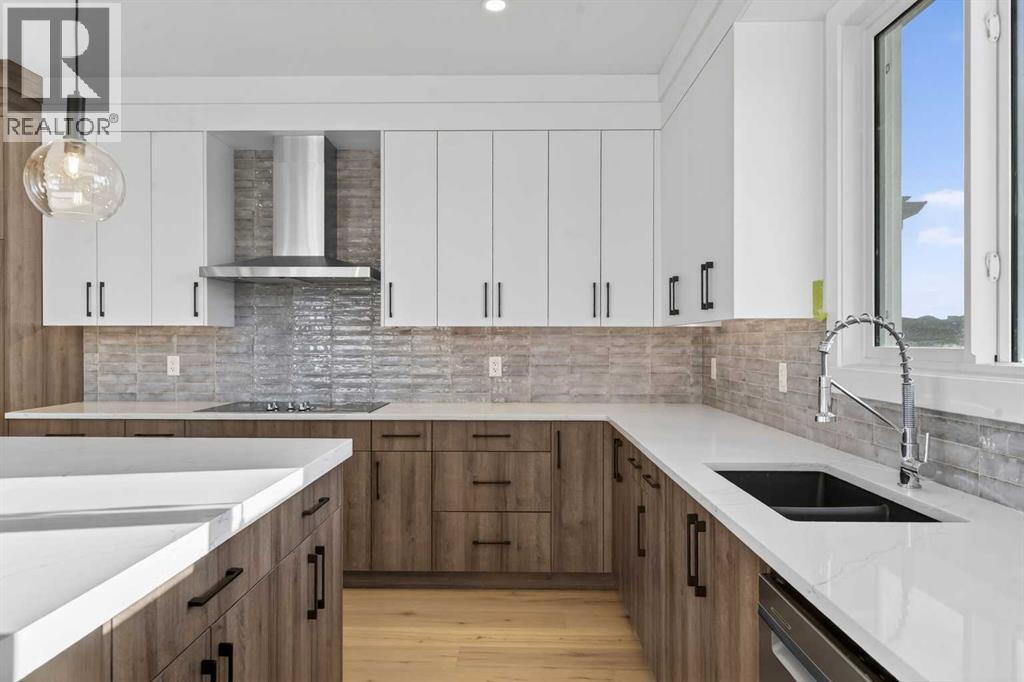 202 Kinniburgh Loop, Chestermere, Alberta T1X 2S7 - Photo 12 - A2284821