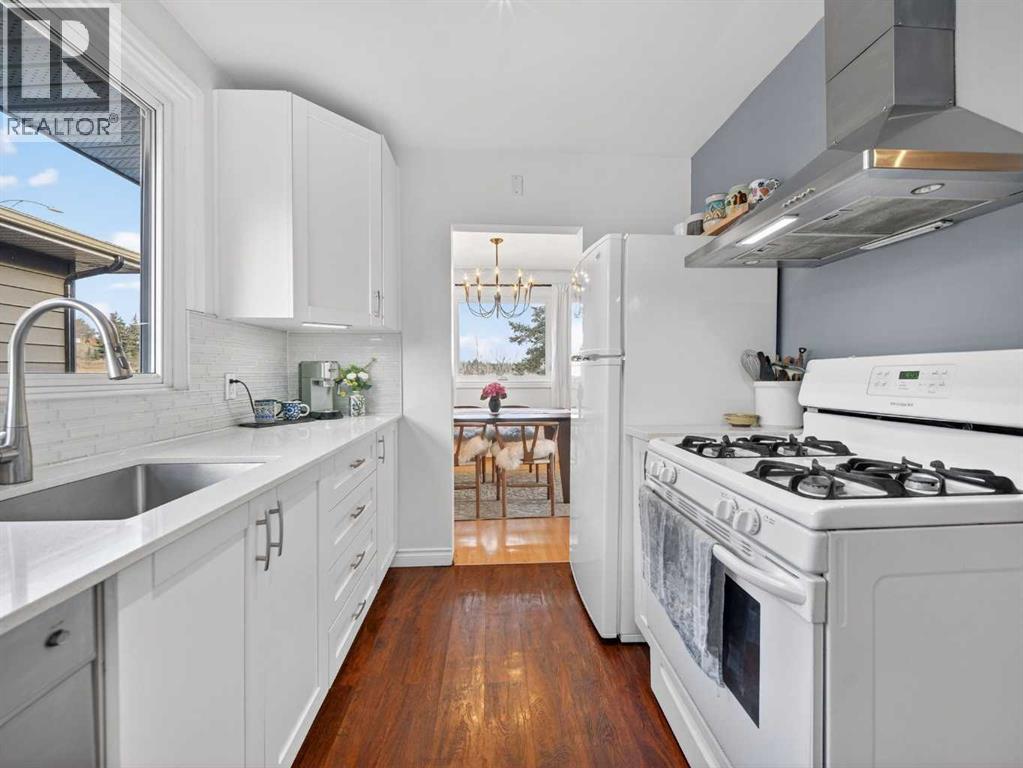 3215 9 Street Nw, Calgary, Alberta  T2K 1H1 - Photo 10 - A2287710