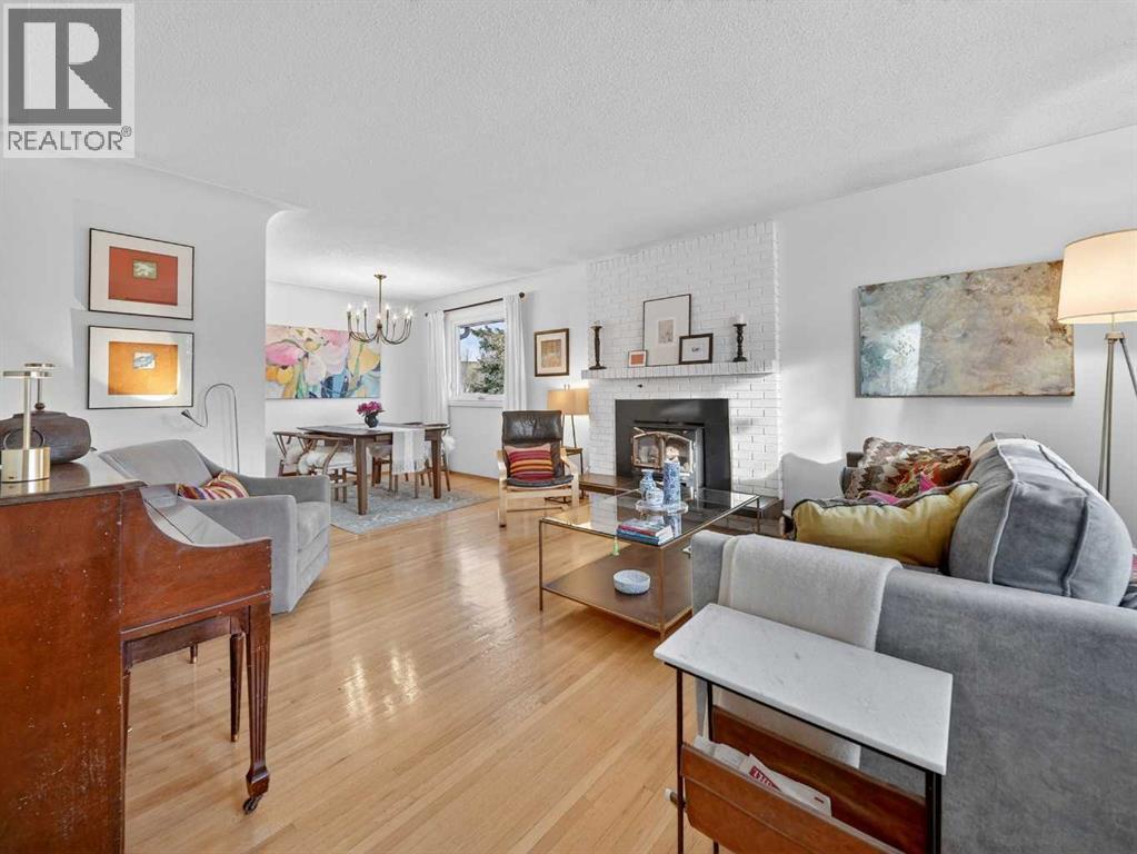 3215 9 Street Nw, Calgary, Alberta  T2K 1H1 - Photo 5 - A2287710