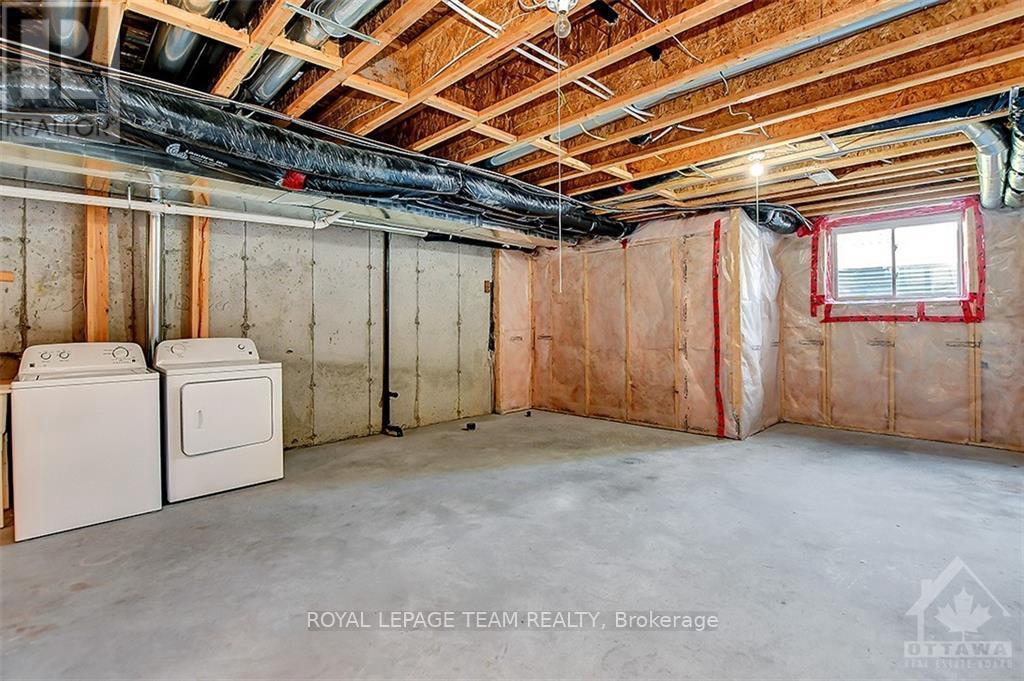 88 Desmond Trudeau Drive, Arnprior, Ontario  K7S 3G9 - Photo 28 - X12837328