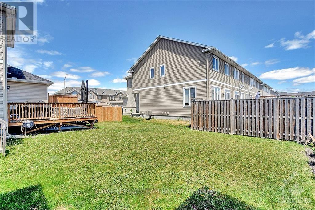 88 Desmond Trudeau Drive, Arnprior, Ontario  K7S 3G9 - Photo 31 - X12837328