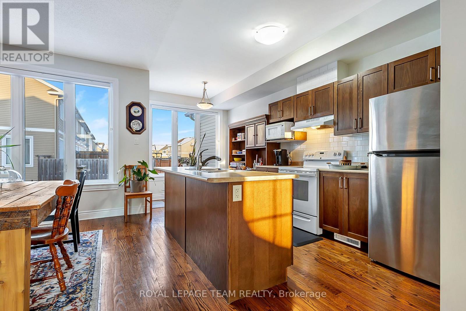 88 Desmond Trudeau Drive, Arnprior, Ontario  K7S 3G9 - Photo 6 - X12837328