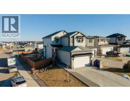 502 Bluebell Lane W, Lethbridge, Alberta