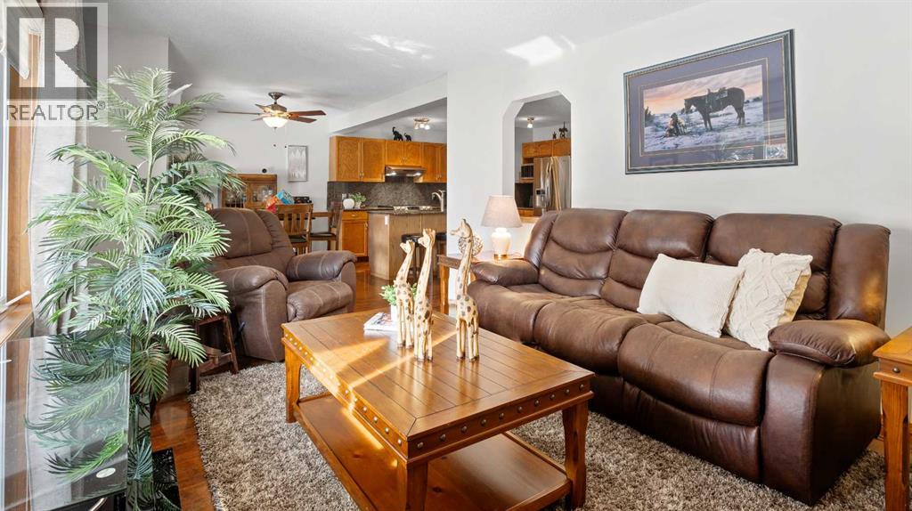 323 Mt Cornwall Circle Se, Calgary, Alberta  T2Z 2J7 - Photo 16 - A2289182