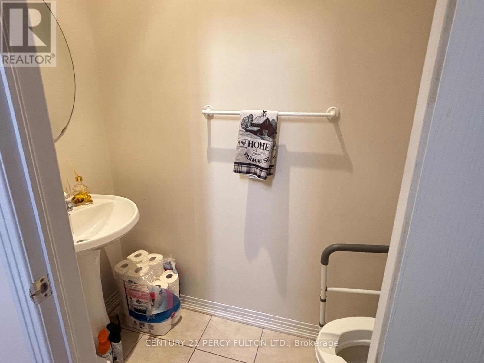 64 Oakford Drive, Markham, Ontario  L6C 2Y8 - Photo 18 - N12837346