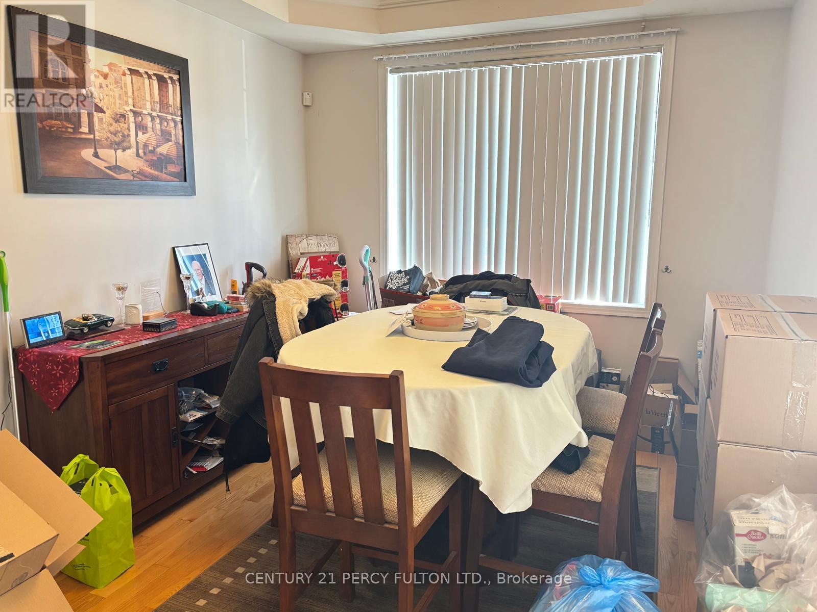 64 Oakford Drive, Markham, Ontario  L6C 2Y8 - Photo 2 - N12837346