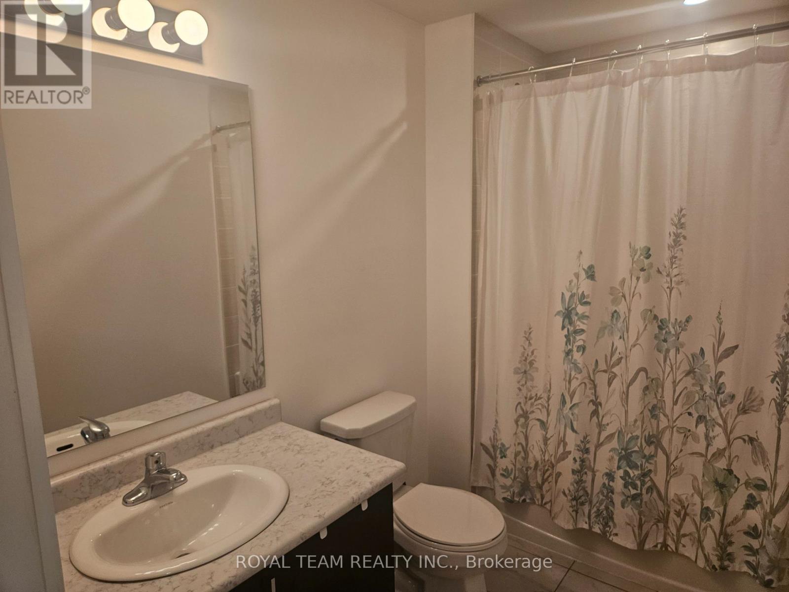 405 - 6 Spice Way, Barrie, Ontario L9J 0J9 - Photo 11 - S12837342