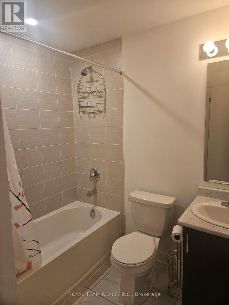 405 - 6 Spice Way, Barrie, Ontario L9J 0J9 - Photo 13 - S12837342