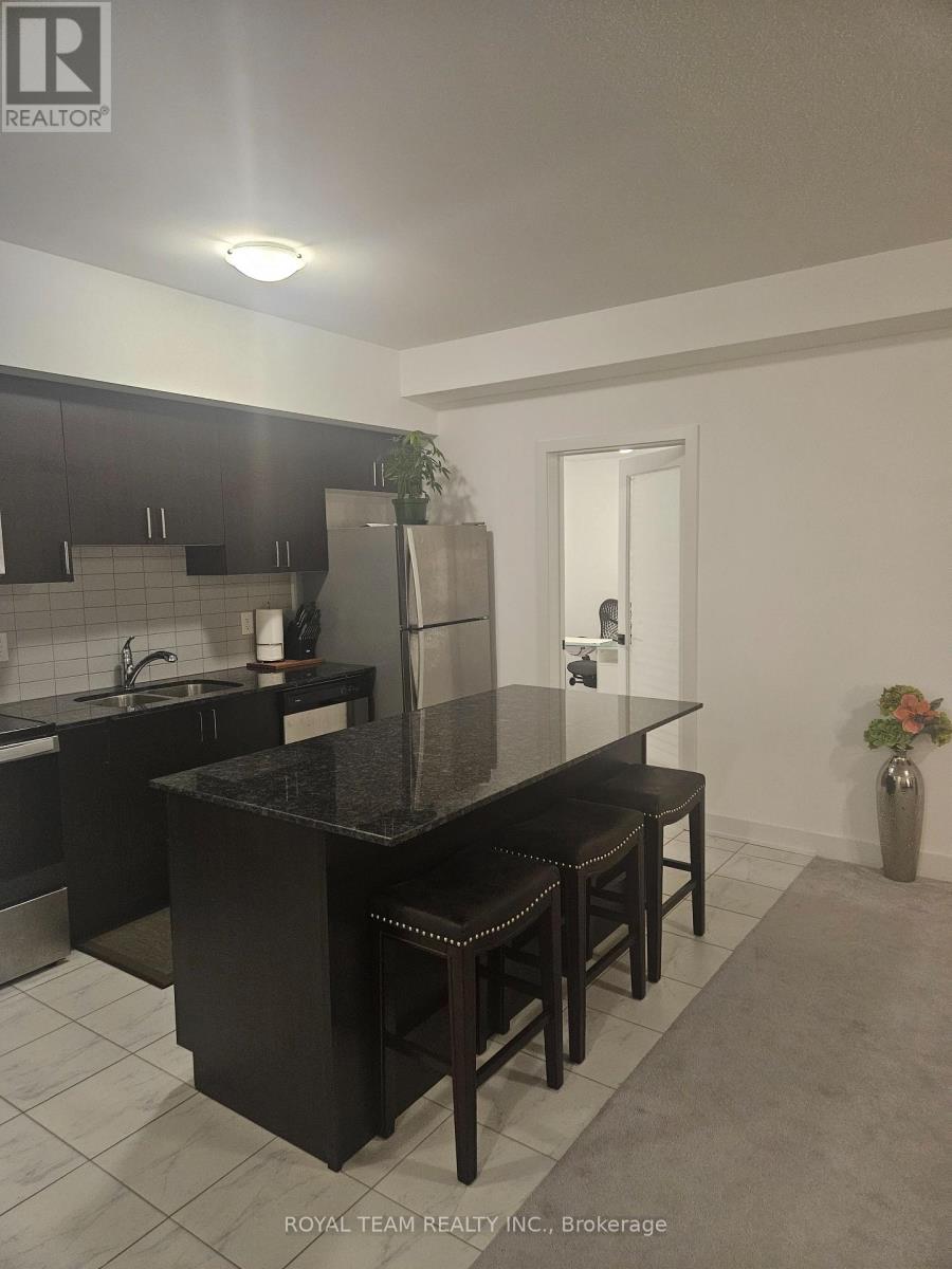 405 - 6 Spice Way, Barrie, Ontario L9J 0J9 - Photo 3 - S12837342